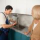 The Role of Plumbing Service Experts in Bathroom Renovations